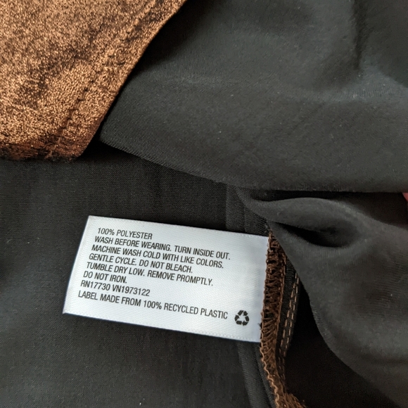 NWT A New Day Women's V-Neck Cami Metallic Copper Gold Tank Top Size S - Picture 4 of 8